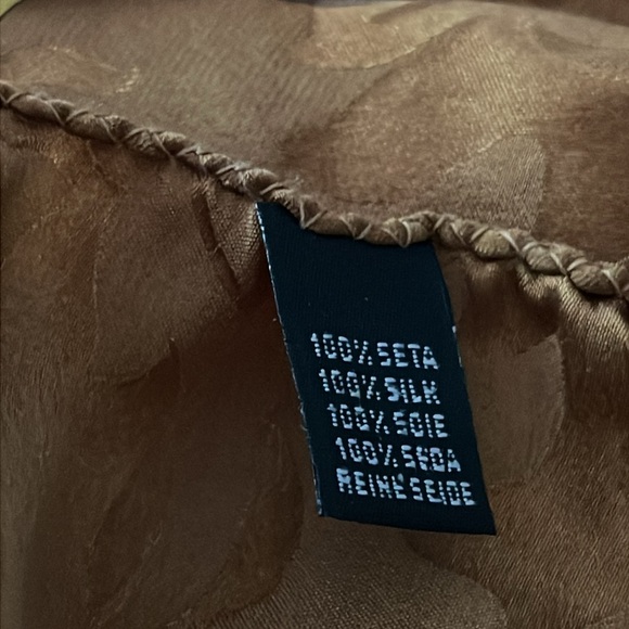 Vintage 💯 silk Hand rolled Italian equestrian print scarf - Picture 8 of 8